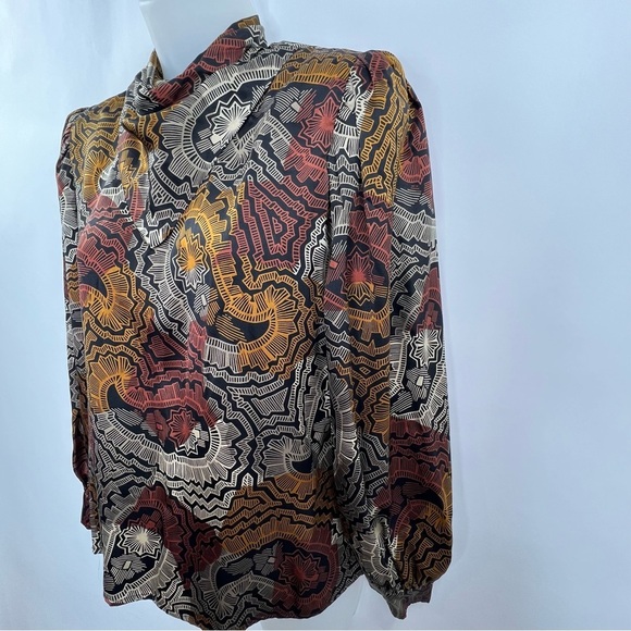 Vintage 70’s Helga Silk Top Woman Sz 8 Long Sleeve Draped Neck, Padded Shoulder - Picture 3 of 10